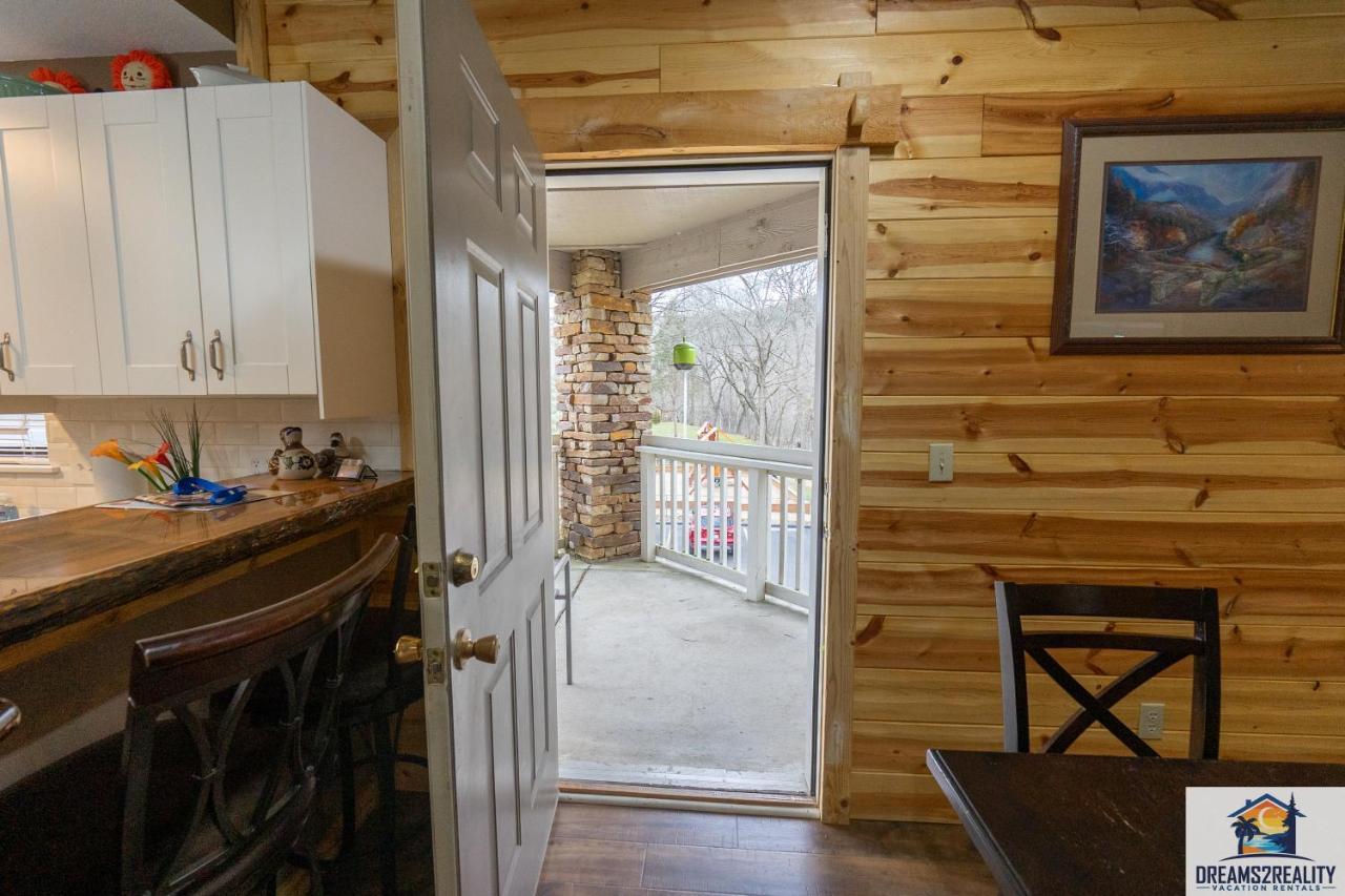 3Br Condo With Lake View - Trout Fishing - Playground - 2 Pools - Free Tickets Included - Pr69-9 Branson Exterior photo