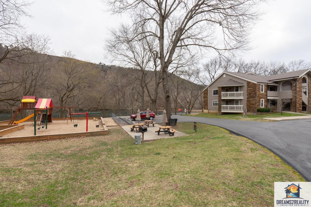 3Br Condo With Lake View - Trout Fishing - Playground - 2 Pools - Free Tickets Included - Pr69-9 Branson Exterior photo